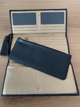 Cartera Carolina Herrera Negra con Tachuelas