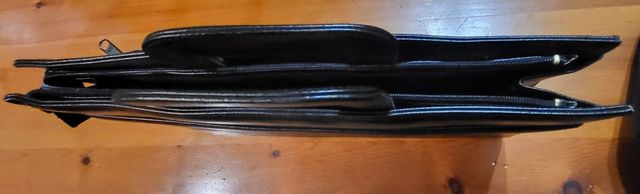 Portadocumentos de Piel Negro