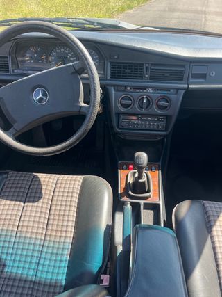 Mercedes-Benz 190 2.5 turbo  1990