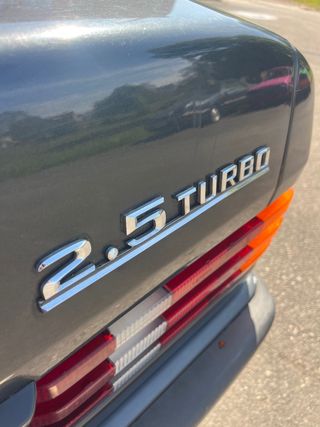 Mercedes-Benz 190 2.5 turbo  1990