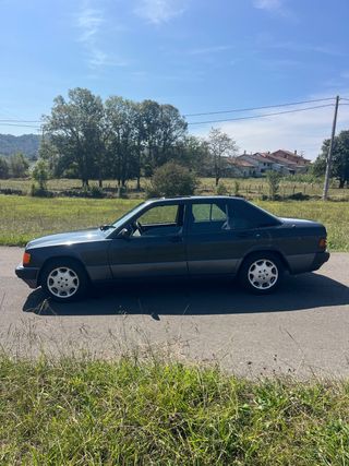 Mercedes-Benz 190 2.5 turbo  1990