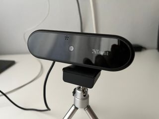 Webcam Trust Tyro Full HD 1080p con trípode