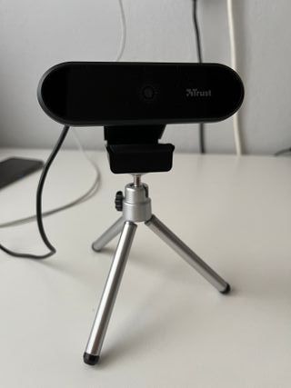 Webcam Trust Tyro Full HD 1080p con trípode