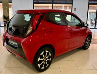 Toyota Aygo 1.0 70 x-play