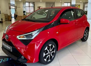 Toyota Aygo 1.0 70 x-play