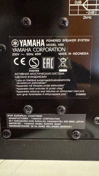 Monitores de estudio Yamaha HS5