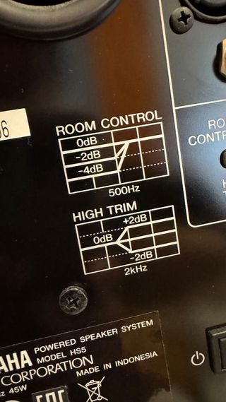 Monitores de estudio Yamaha HS5