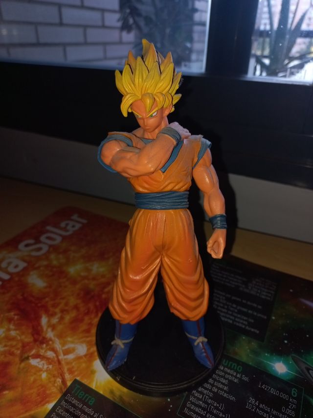 Figura Goku Dragón Ball