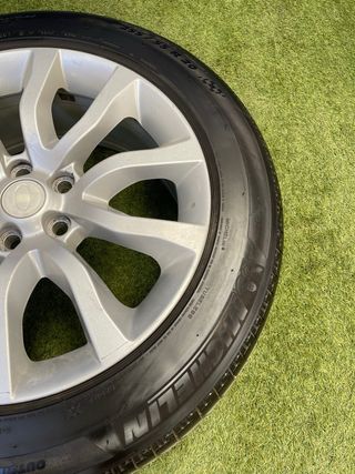 Llantas Land Rover