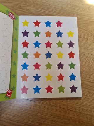 Lote de dos libros de English Essentials