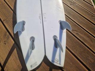 Tabla Surf Pukas Wombi Fish 5'7 Epoxy