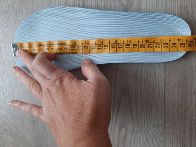 Playeras barefoot blancas talla 39