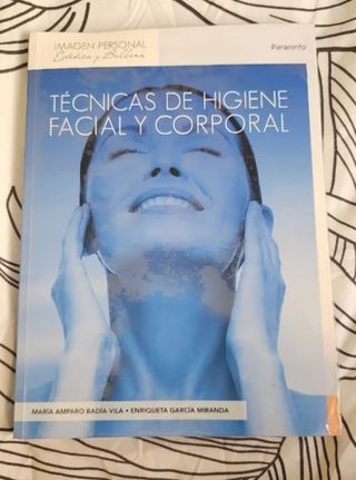 LIBROS COSMETOLOGÍA Y ESTÉTICA