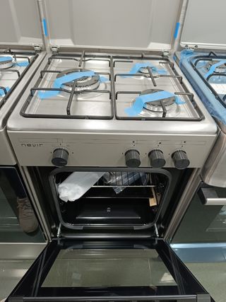 Cocina NEVIR 3 fuegos de Gas/Butano 