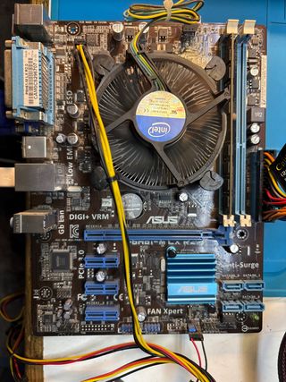 Placa Base ASUS P8H61-M LX R2.0 + Intel i3