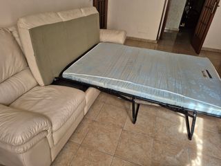 Divano letto 4 posti beige in pelle