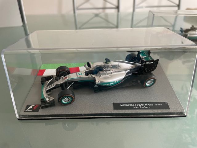 Mercedes F1 W07 Hybrid 2016
