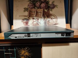 Router Cisco 2811 Serie 2800