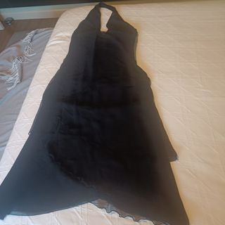 Vestido de invitada negro