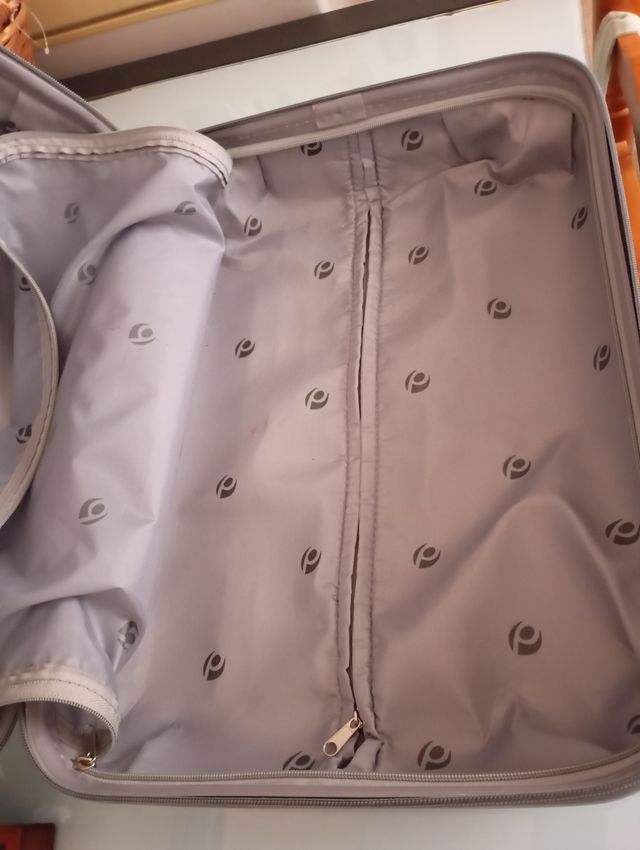 Maleta de viaje azul