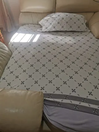 Sofá Cama Beige Cuero