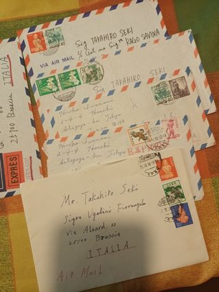 Francobolli su busta giappone