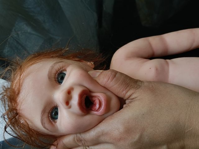 Muñeca de silicona realista auténtica