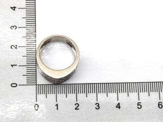 anillo oro 18k con piedra con diamante