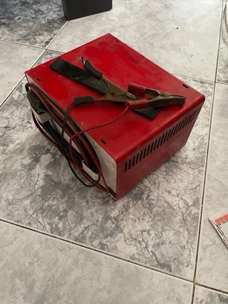 Cargador Baterías Ferve F-806