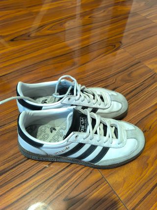 Zapatillas Adidas Samba Blancas y Grises