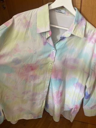 Camisa Bershka Tie-Dye Multicolor Talla L