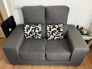 Sofá gris 2 plazas