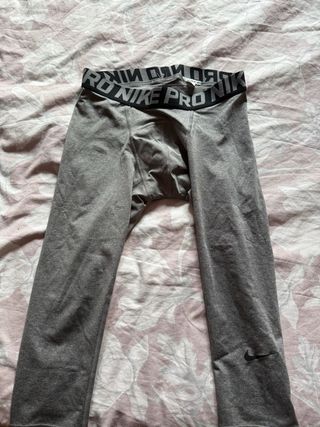 Mallas deportivas Nike Pro grises