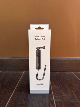 Mini trípode Insta360 2 en 1