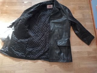 Chaqueta de cuero negra