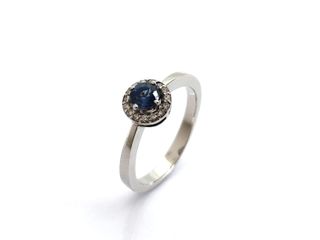 sortija oro 18k con piedra con diamante,zafiro