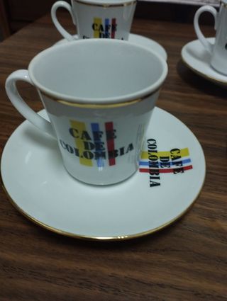 Conjunto Tazas y Platos Café Colombia