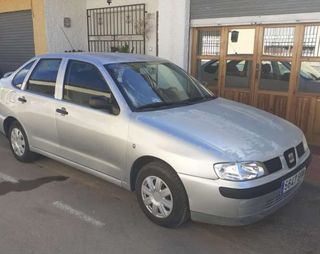 SEAT Cordoba 2003