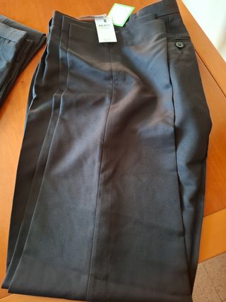 Pantalón gris marengo básico sin estrenar