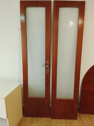 Puertas 210x50 madera y cristal