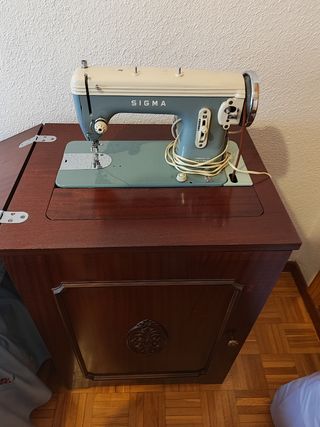 Máquina de coser Sigma Modelo N