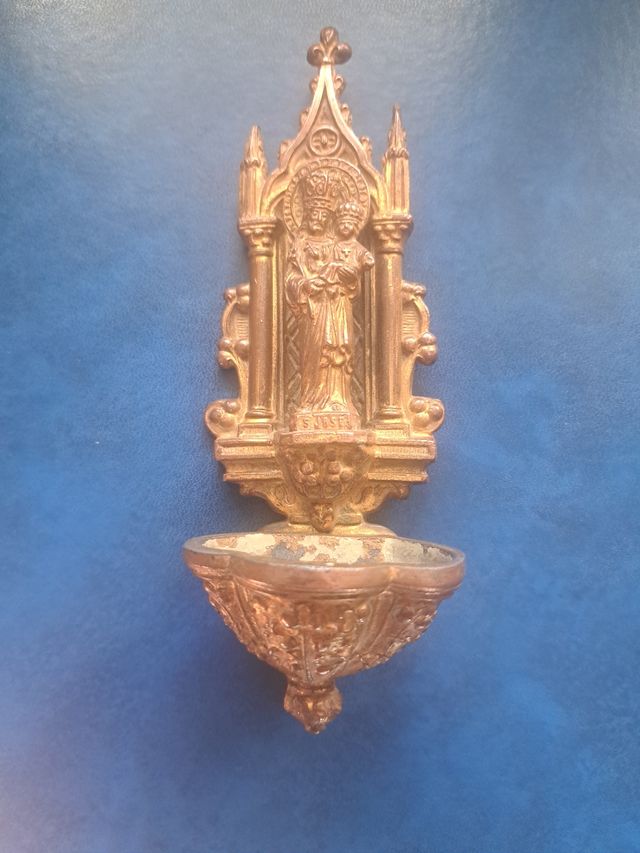 Benditera antigua de bronce, S. José de la Montaña