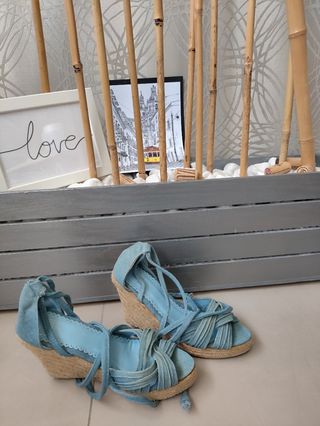 Sandalias cuña esparto azul claro talla 36