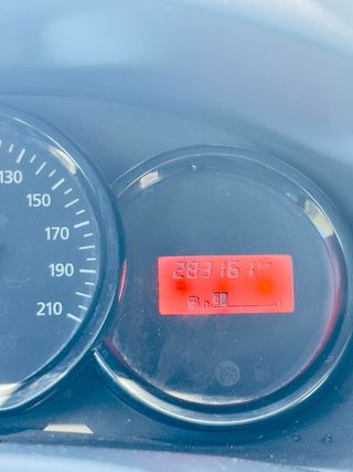 Dacia Sandero 1.5 DCI – Año 2013 – 280.000 km Segu