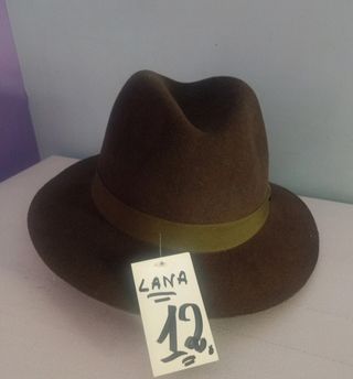 SOMBRERO de LANA verde 
