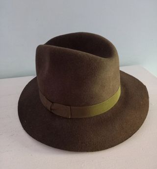 SOMBRERO de LANA verde 
