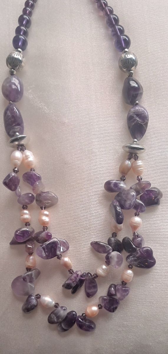 Collar Artesanal Amatistas y Perlas