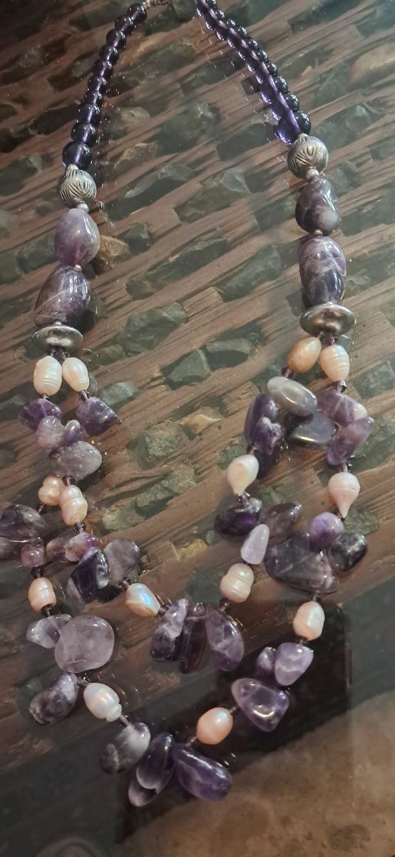 Collar Artesanal Amatistas y Perlas