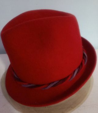 Sombrero de Lana Rojo Mujer