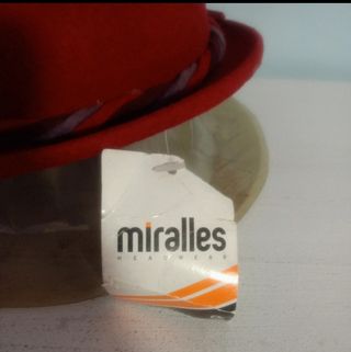 Sombrero de Lana Rojo Mujer